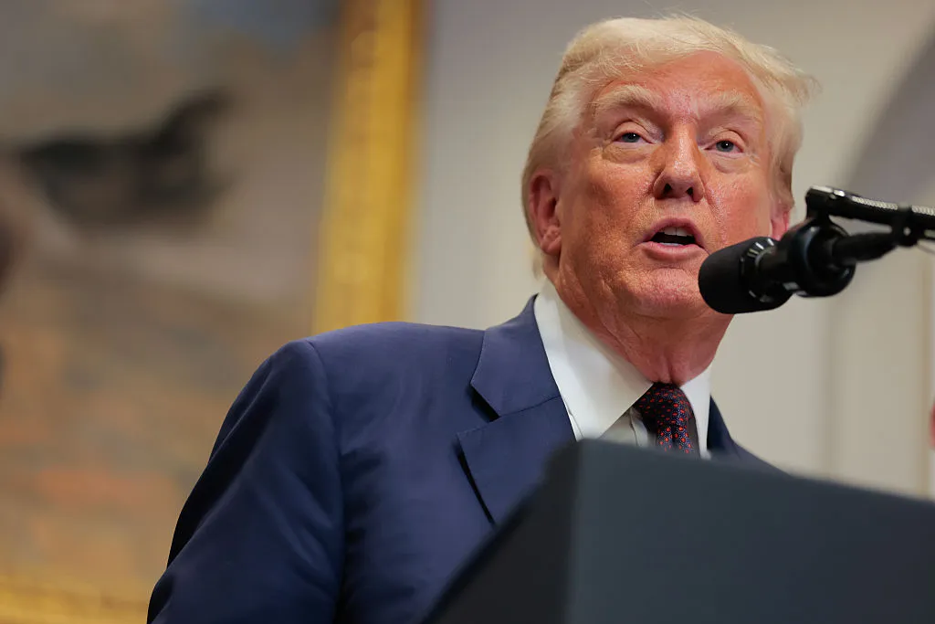 Amazon, Google, Microsoft Reportedly Warn H-1B Employees to Stay in the US: Chaos, Costs, and the Future of Tech Talent